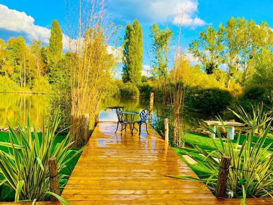 Cottage, Lodge & Spa Prouilly Exterior foto